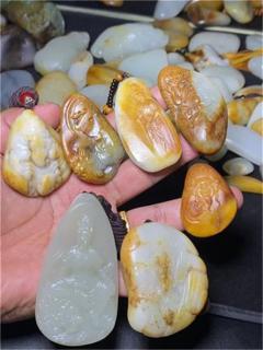 玉兴寻玉行:和田玉原石的 "块度利用率" 比单纯块度大小更重要.一块形